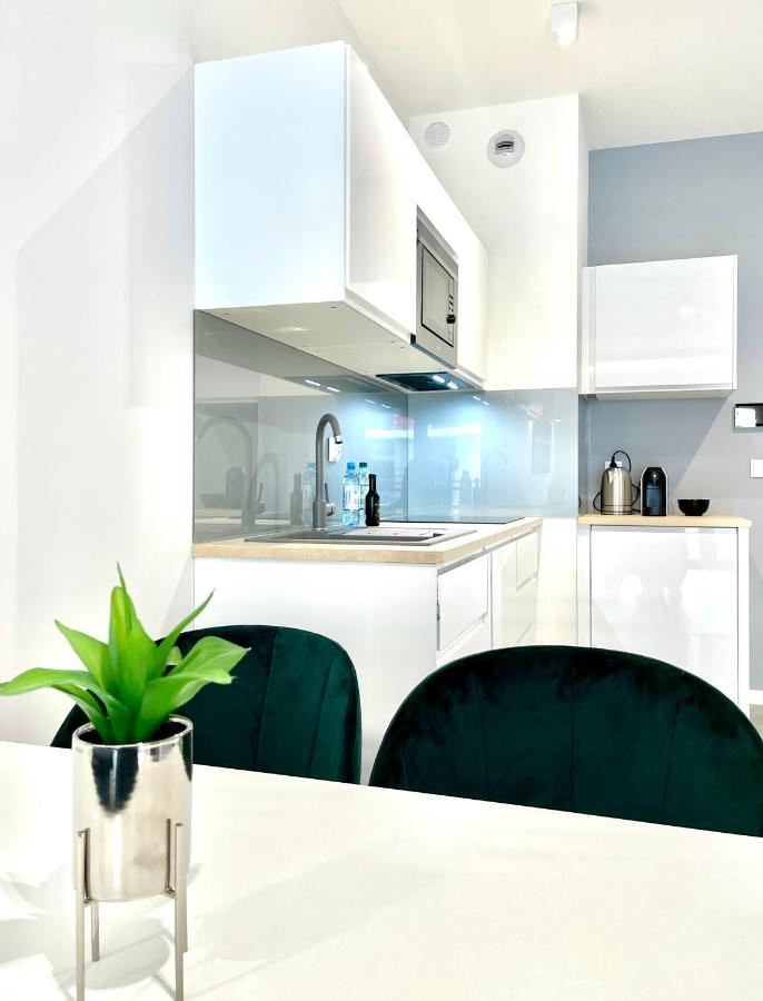 Apartment Modern *